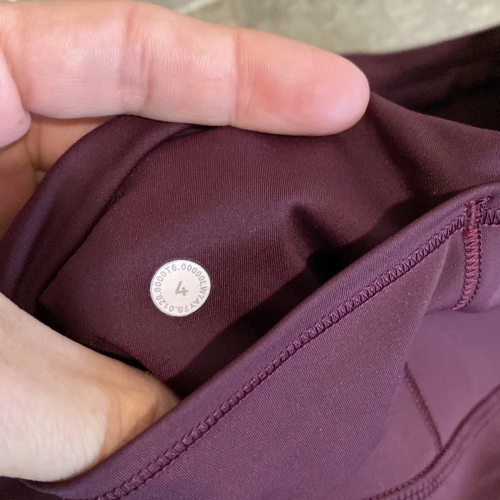 Lululemon Fast and Free Shorts - Picture 7 of 7